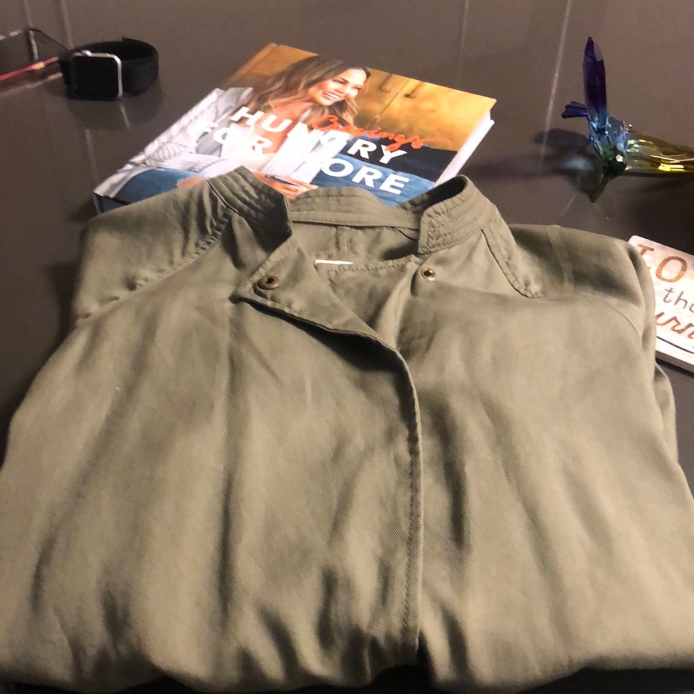 Light weight jacket